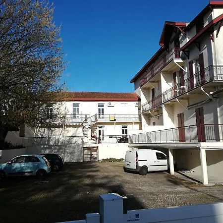 De Charme Tivoli Lägenhet